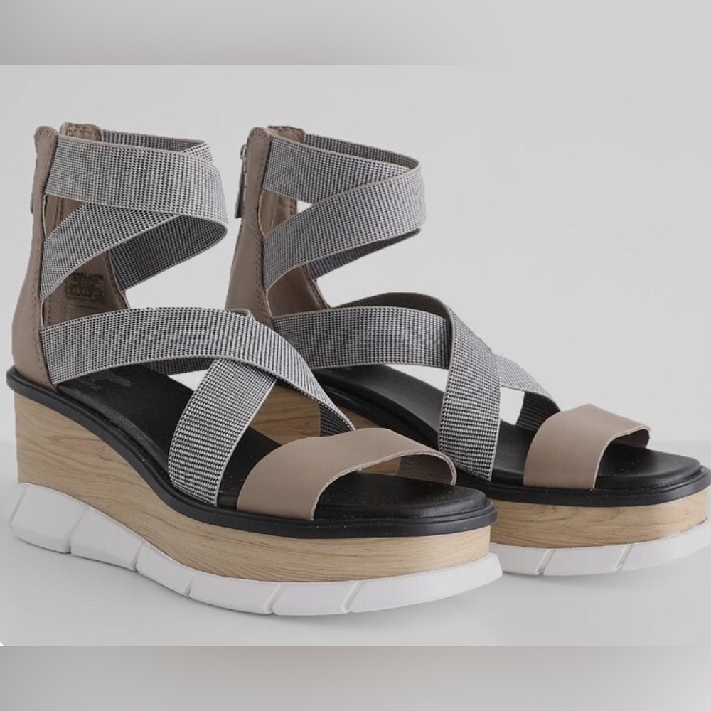 Sorel Stylish Gray and Tan Women's Sandals